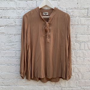 Show Me Your Mumu tan peasant blouse sz S